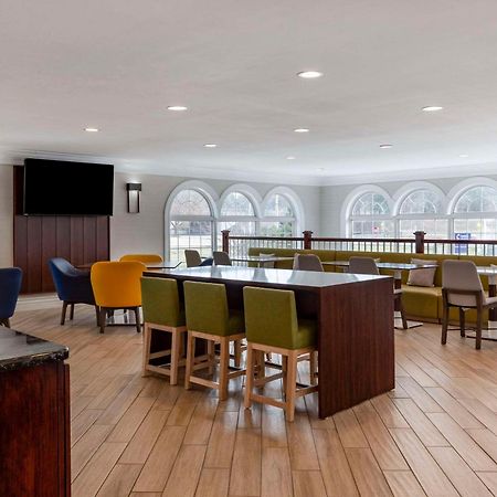 Comfort Inn & Suites East Greenbush - Albany Zewnętrze zdjęcie