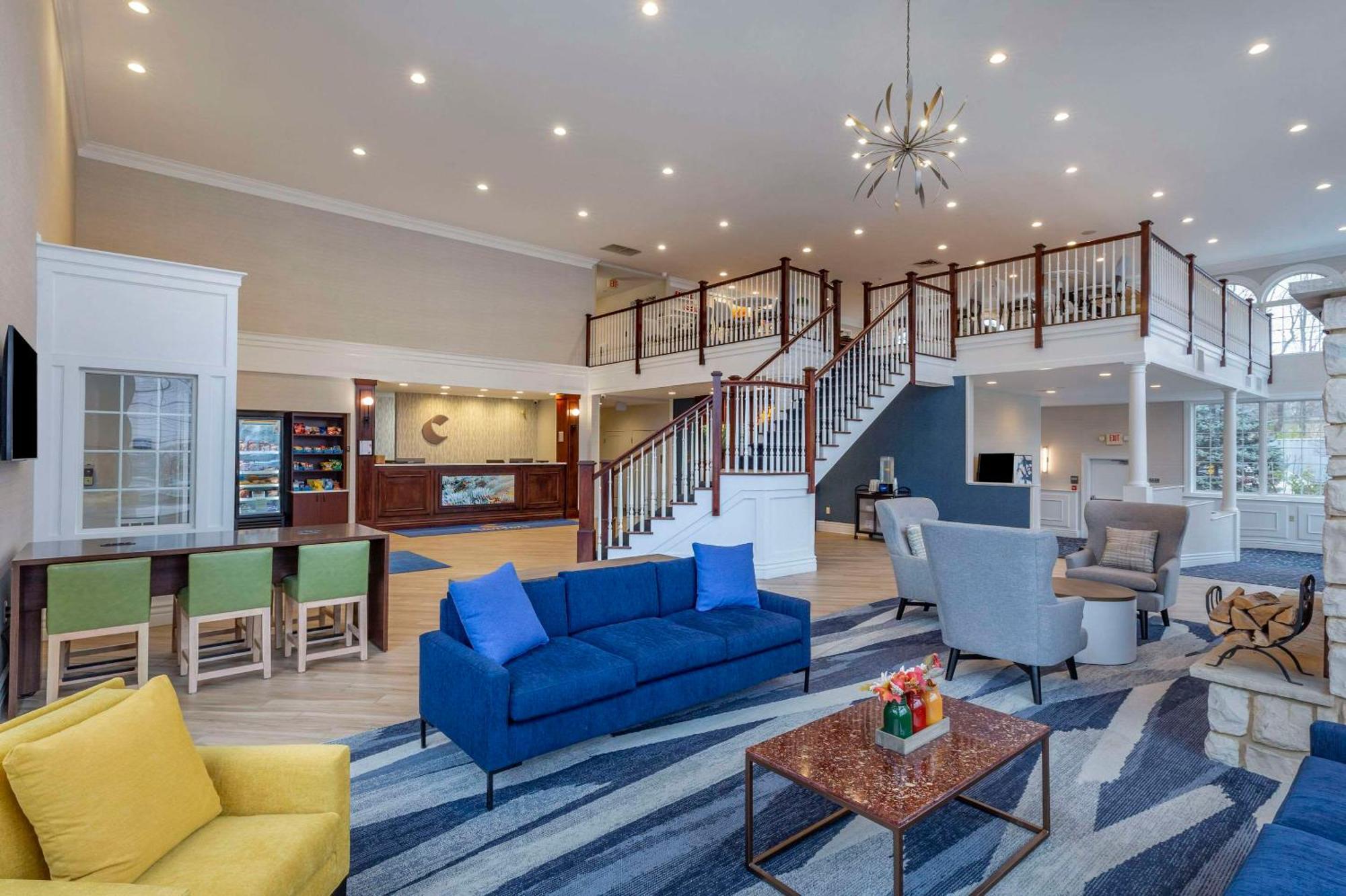 Comfort Inn & Suites East Greenbush - Albany Zewnętrze zdjęcie